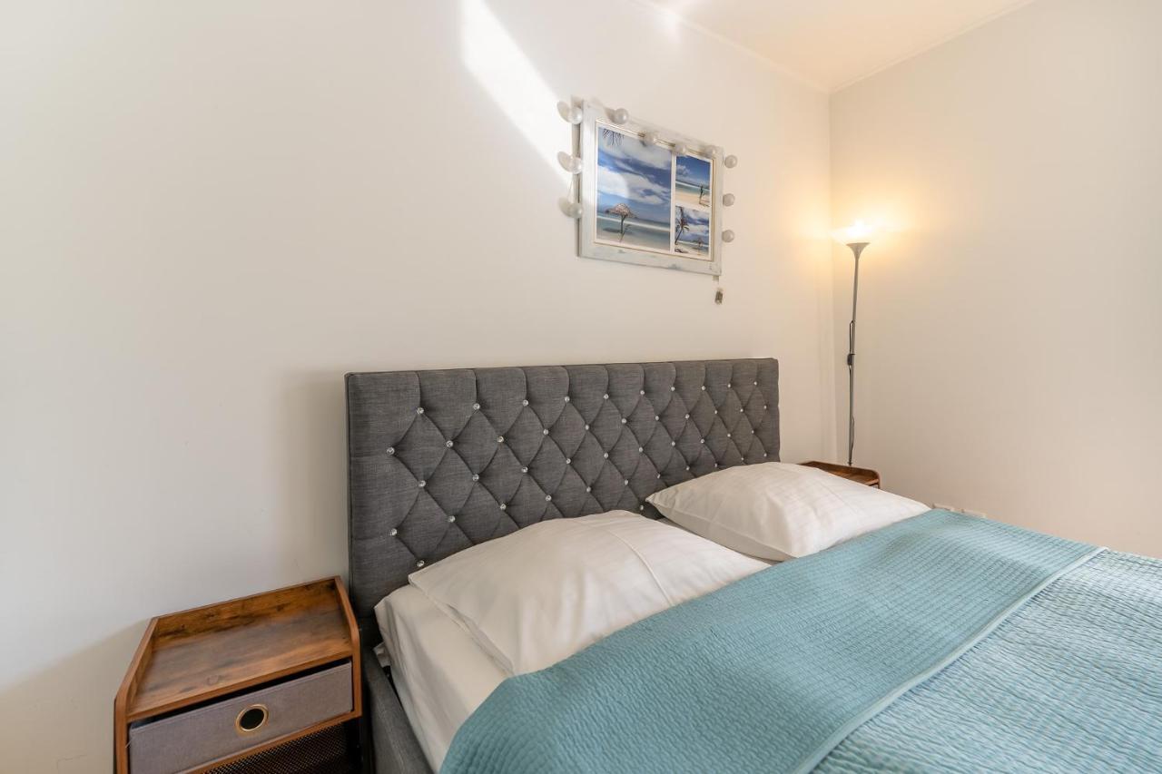Aqua Marina Plaza-Basen Apartman Miedzyzdroje Kültér fotó
