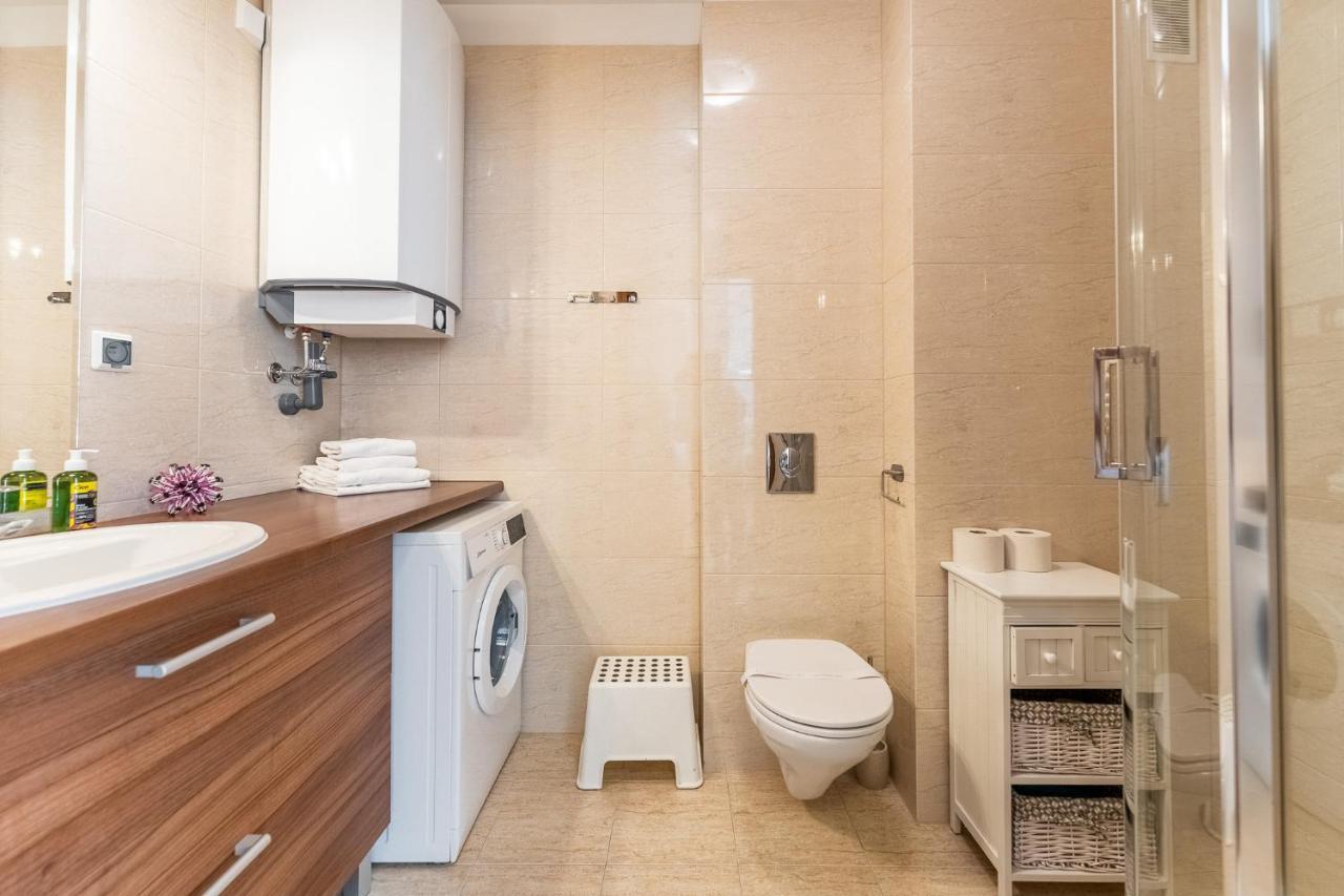 Aqua Marina Plaza-Basen Apartman Miedzyzdroje Kültér fotó